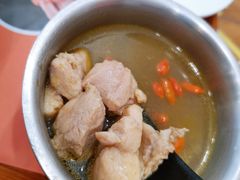 -海盗虾饭·剥好的小龙虾饭(SOHO尚都店)