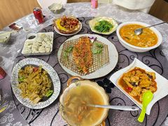 -天天向上素食餐厅(五台山店)