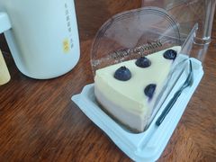 蓝莓芝士-可稵咖啡面包蛋糕(休斯顿店)