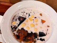 -RUXU入续糖水铺与包(卓悦中心店)