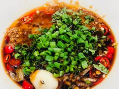 -鼎泰亨·海鲜牛肉餐厅(滨江店)