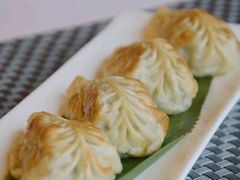 香煎韭菜饺-粤财皇冠假日酒店·彩华轩中餐厅