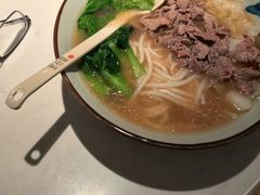 -鑫花溪牛肉米粉(凤凰街创始总店)