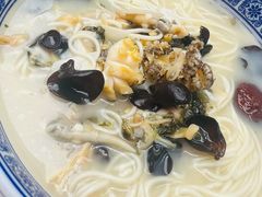 -沪西老弄堂面馆(定西路店)