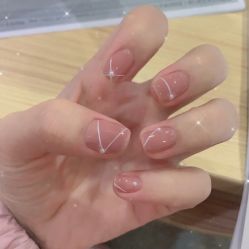 -IDO美甲美睫