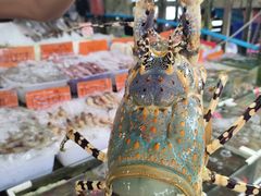 -拉威海鲜市场