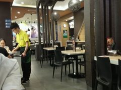 大堂-蒙自源过桥米线(红谷滩万达店)