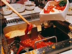 -海底捞火锅鲜切牛肉主题店(长寿路店)