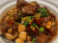 砂锅现焗鸡煲-眉州东坡·熊猫主题餐厅(枫蓝店)