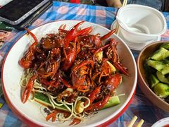 -老街烧烤大排档·地道湖北菜·龙虾馆(汉口火车站店)
