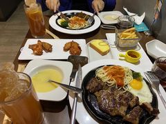 -豪客来牛排(空港华联店)