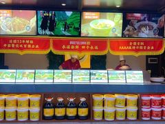 -阿瓦山寨·湘菜现炒·剁椒鱼头王(咸阳总店)