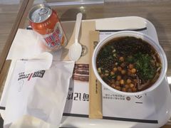 -荀记肉夹馍(三八家乐福店)