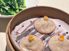 活拆蟹黄小笼包-成隆行·蟹王府(九江路店)