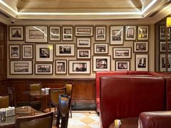 -上海和平饭店维克多咖啡厅 Victor's