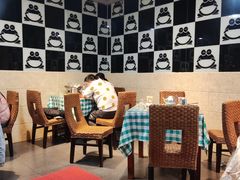 -昱龙大盆牛蛙馆(三兴街总店)