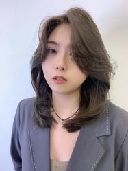 -V8潮牌·接发烫染连锁