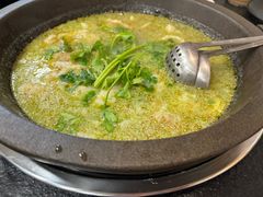 -灶知轩湘西石锅鱼(万佳广场店)