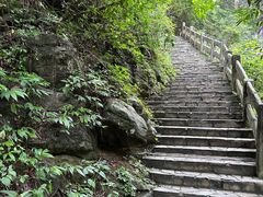 -龙水峡地缝景区