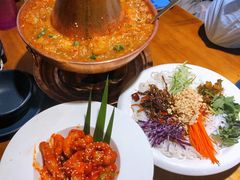 -觅山云南菜(泊富ICITY店)