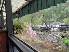 -北京水岸山吧度假村(雁栖镇店)