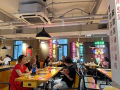 大堂-新疆烧烤王(广灵店)