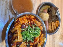 -柳州肥姨妈大骨螺蛳粉(沙河店)