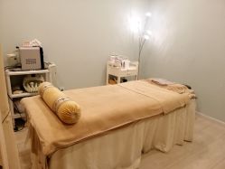 -至臻康妍健康管理中心