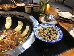 -锅来乐地锅鸡(安亭店)