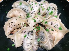 葱香煎饺-小金鬼·煎饺·鸽子汤