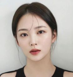 点击看大图 -THE QUEEN(北京店)