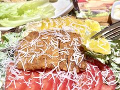 -月亮眼花园餐厅书吧酒吧