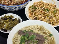 -十二忠手拉面(五福店)