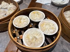 -莱莱小笼·乔艾