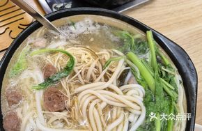 Fish Tofu and Osmanthus Sausage Rice Noodles (Single Portion)