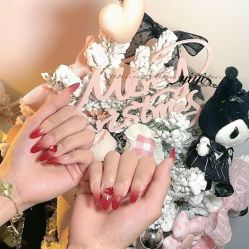 -悦指间美甲美睫