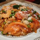 口味很一般的一家店 服务员也比较太难叫到~