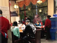 大堂-华盛园卷子王农家菜水库鱼