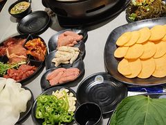 -啊美丽炭火烤肉(滑翔一店)