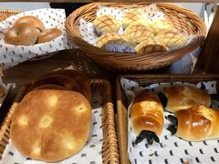 -沁屋面包店(人民东路店)