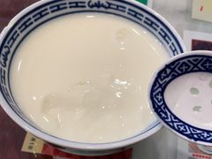 -广信牛奶甜品世家(台东店)