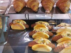 芝士香脆热狗-巴黎贝甜(五月花广场店)