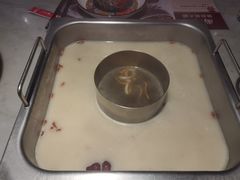 -尚尚仙·酸汤猪手·猪肚鸡火锅(华联万柳购物中心店)