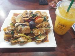 -Dang restaurant (patong phuket)