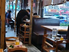 大堂-唯成•韩国炭火烤肉 유성고기