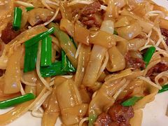 干炒牛河-伍湛记 · 广州老字号(龙津中路店)