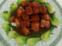 秘制红烧肉-前王院•巧克力海鲜市集餐厅(万平口店)