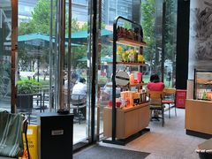 -星巴克(上海长宁来福士1F店)