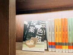 -钟书阁(群光广场店)