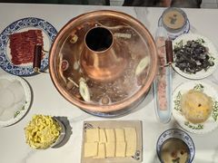 -一只羊·铜锅涮羊肉烧烤